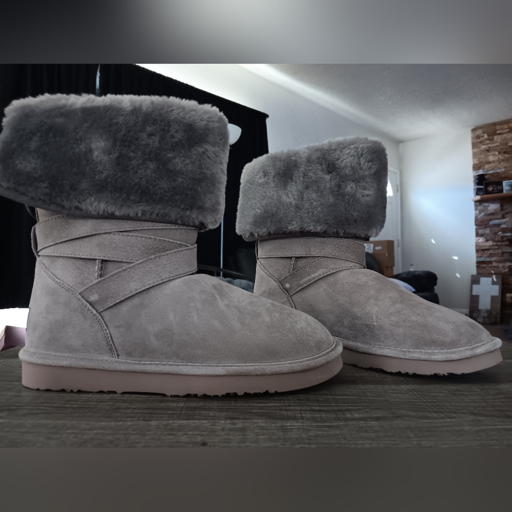 Lamo boots